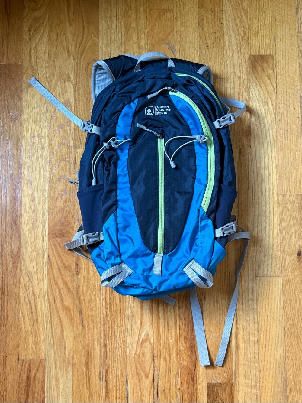 Eastern Mountain Sports Sector 22 Men’s Backpack